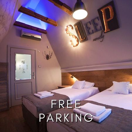 Patio Apartments - Old Town Гданьск Экстерьер фото