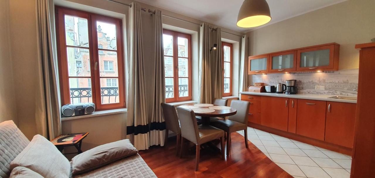 Patio Apartments - Old Town Гданьск Экстерьер фото