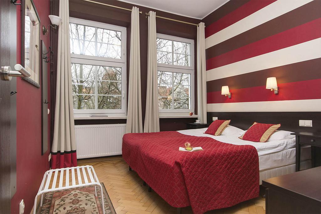 Patio Apartments - Old Town Гданьск Экстерьер фото