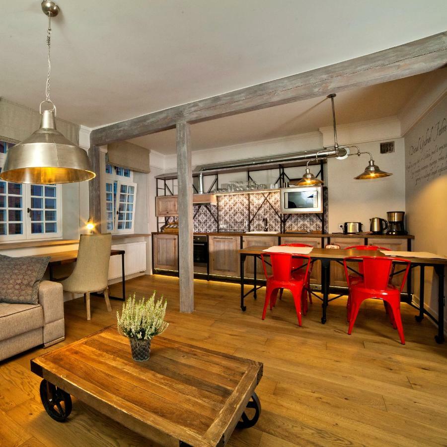 Patio Apartments - Old Town Гданьск Экстерьер фото